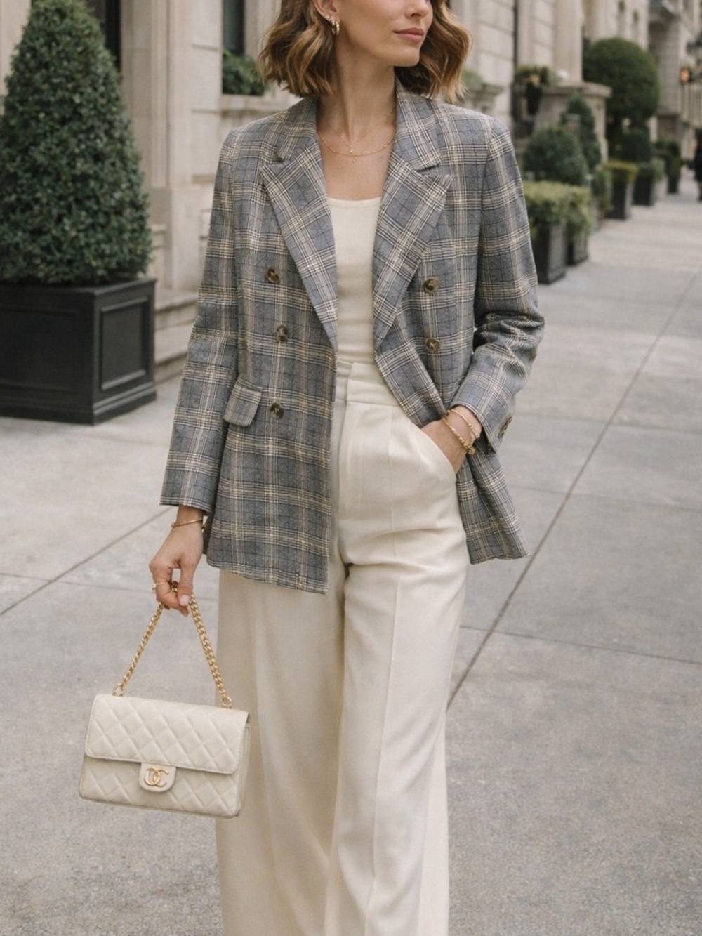 Double-Breasted Plaid Blazer in Grey and Beige, size S/M